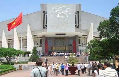vietnam, visit ho chi minh mausoleum to pay homage to the great father of the vietnamese nation