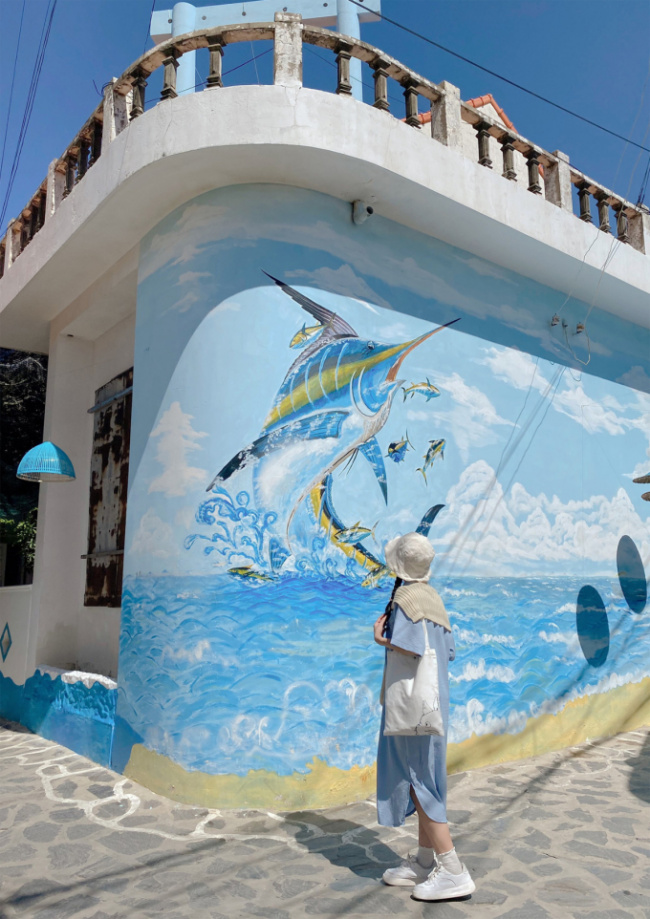 binh dinh tourism, mural village, green mural fishing village in binh dinh