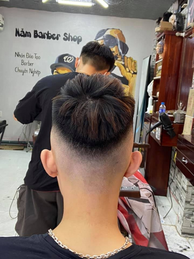 LONG HOÀNG barber