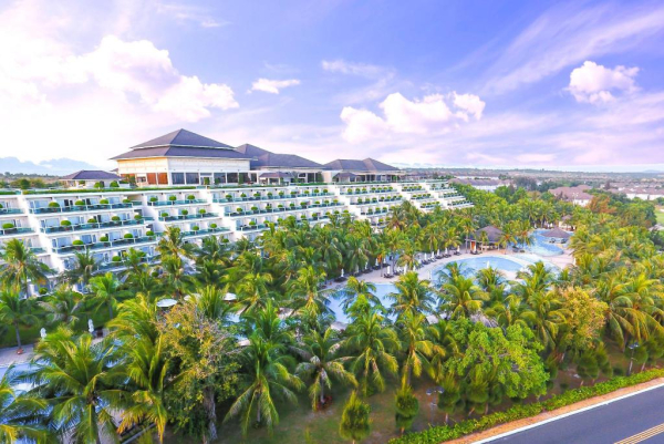 top 10 khách sạn bình thuận đẹp, giá rẻ, view đẹp gần biển