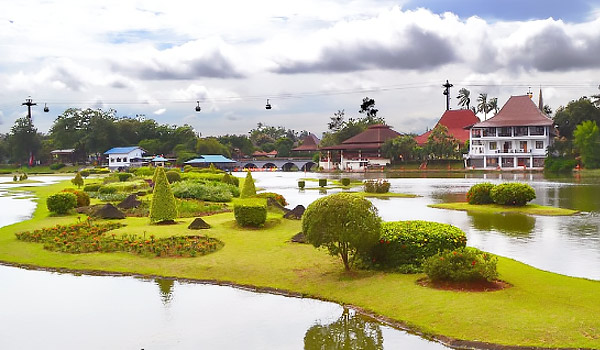 công viên tama mini indonesia