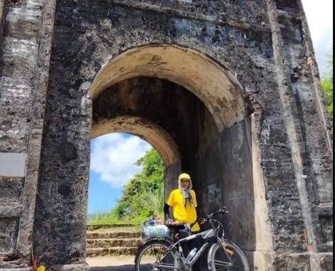 central coast, the 61-year-old explorer rode a bicycle 1,800km from north to south alone: ​​”going to see vietnam’s beauty”