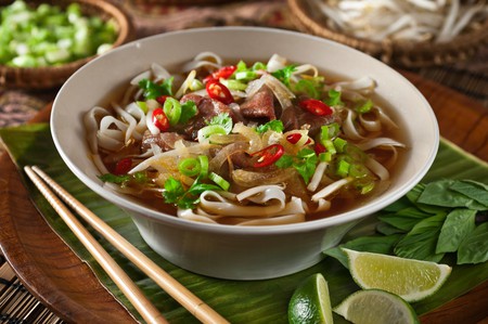 attraction, delicious food, hanoi cuisine, ho chi minh city, national soul national drug, specialty food, the guy who left canada to settle in vietnam: here are 10 delicious dishes that must be eaten