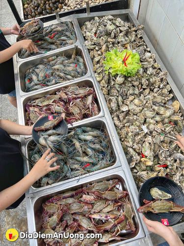 lội đã tay “bể đại dương” với hơn 70 món hải sản mà vé chỉ 199k