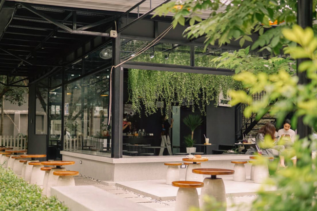 top những quán cafe sân vườn “xanh mát” cho mùa hè hà nội