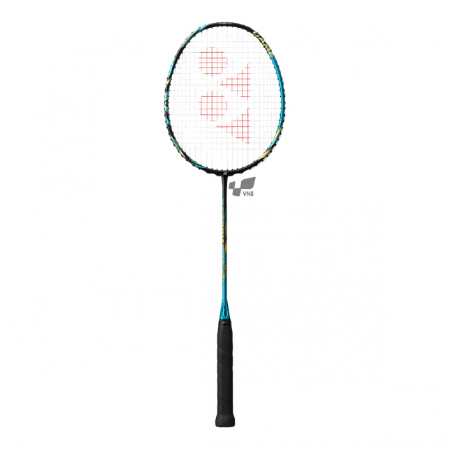 những mẫu vợt yonex tầm trung được ưa chuộng trên thị trường hiện nay