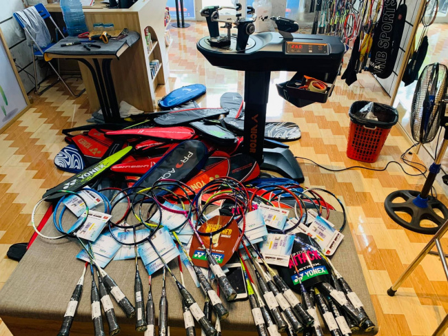 cửa hàng bán và đan vợt cầu lông uy tín chất lượng ở phan thiết - vnb tp. phan thiết