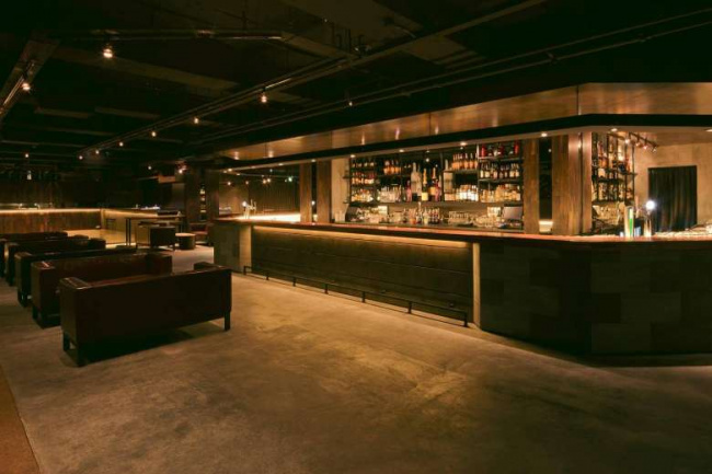 “quẩy tung nóc” tại top 9 quán bar nổi tiếng ở singapore