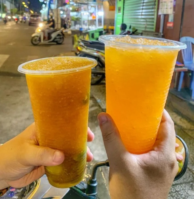 apartment buildings, beverages, district 1, drinks, le thanh ton, office people, “coordinates” delicious drinks in district 1, take 20k and get a giant glass