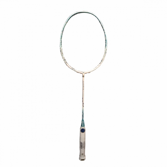 những cây vợt cầu lông nhẹ tầm trung đáng mua nhất