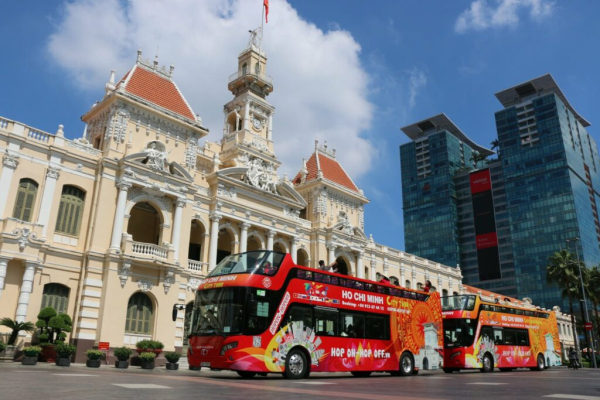 giá vé xe buýt 2 tầng tphcm: hành trình ngắm trọn vẹn thành phố