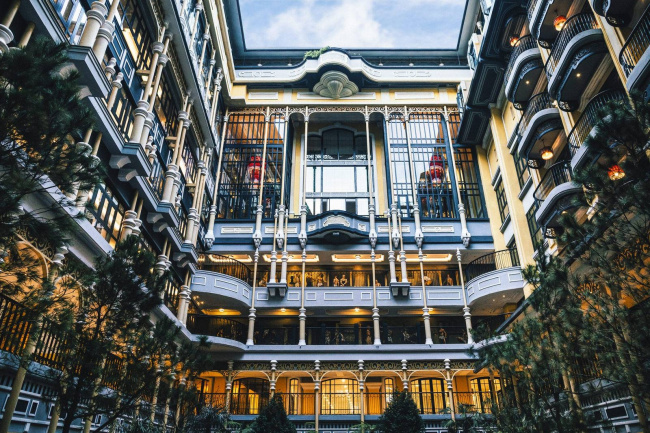 5-star hotel, northwest mountains, sapa, a hotel in the mountains of vietnam once made cnn admire: luxury beauty goes back in time