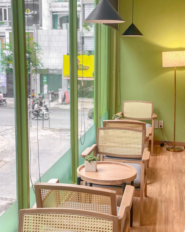 4 cafes, furniture, korean style, natural light, tan son nhi, travel, wooden furniture, 4 little-known cafes in ho chi minh city: delicious water, enough “virtual living” corners for the holidays