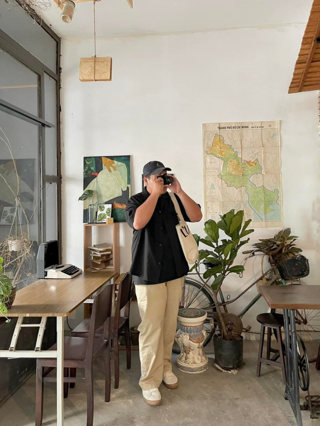 4 cafes, furniture, korean style, natural light, tan son nhi, travel, wooden furniture, 4 little-known cafes in ho chi minh city: delicious water, enough “virtual living” corners for the holidays