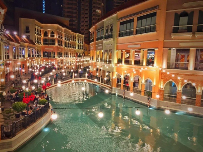 venice grand canal mall – thành phố ý thu nhỏ ở philippines