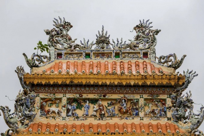 khám phá chùa vĩnh tràng – ngôi chùa cổ trên 150 tuổi ở tiền giang