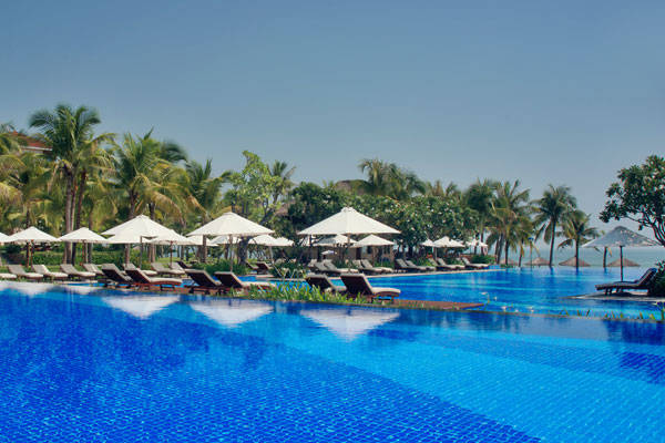 top 5 khách sạn có hồ bơi đẹp ở đà nẵng ‘đốn tim’ du khách