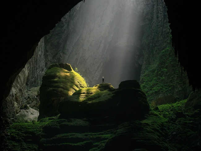 tour sơn đoòng thám hiểm hang động tráng lệ nhất thế giới