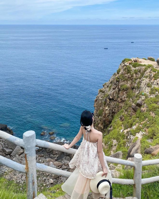 atmosphere, lion island nation, natural scenery, phu yen, sea level, social networks, song cau town, travel, a series of places in phu yen for those who both want to “live virtual” and enjoy sightseeing