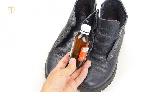 9 cách làm mềm giày da tại nhà đơn giản không lo bị phồng chân