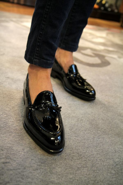 mẫu giày da bóng được nam giới mua nhiều nhất năm 2022
