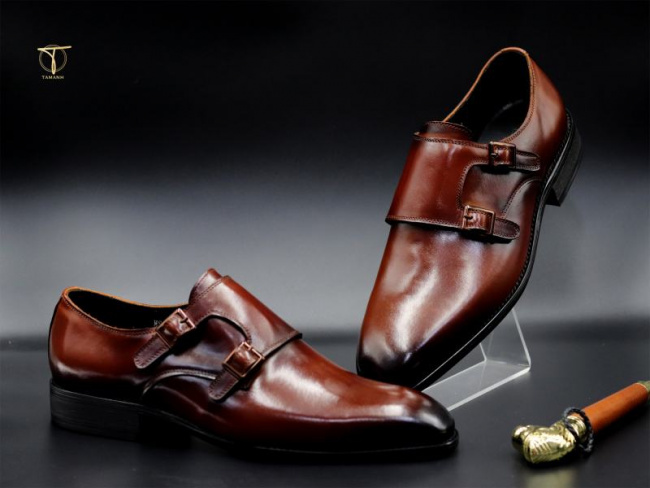 giày monk strap – sự lựa chọn hoàn hảo với sức hút kỳ lạ