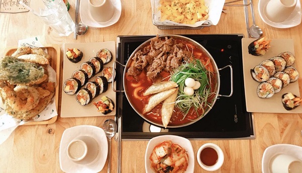 top 10 quán buffet tokbokki ở tphcm siêu ngon, nổi tiếng