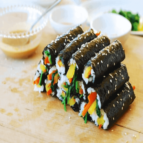 kimbap là gì? các loại kimbap phổ biến và cách bảo quản kimbap qua đêm