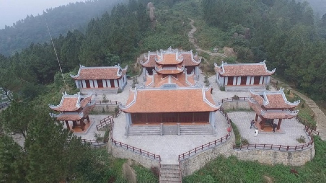chùa hương tích – nơi linh thiêng trên núi đẹp nhất ngàn hống