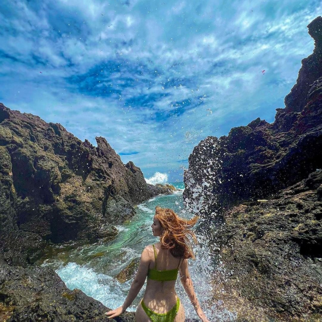 phủ xanh trang cá nhân với những bộ ảnh cực “cháy” tại các vùng biển đẹp choáng ngợp ở việt nam: hè rồi đi thôi!
