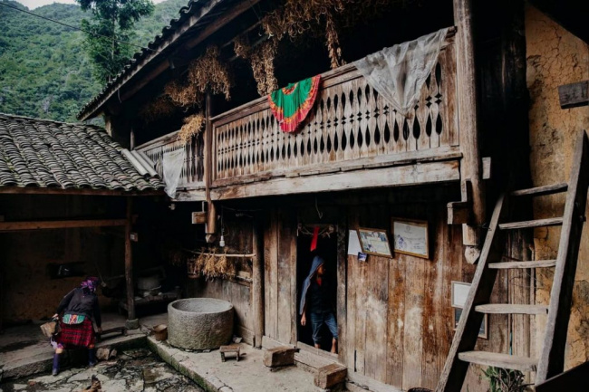 khám phá nhà của pao – ngôi nhà cổ giữa chốn rừng núi hà giang