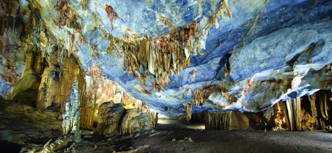 khám phá top những hang động đẹp và ấn tượng nhất việt nam