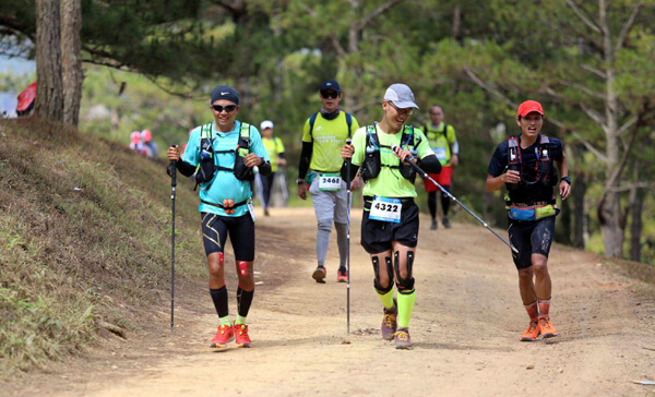 kiến thức chạy bộ, 16 mẹo chạy trail cực kỳ hữu ích để áp dụng khi tham gia thi đấu