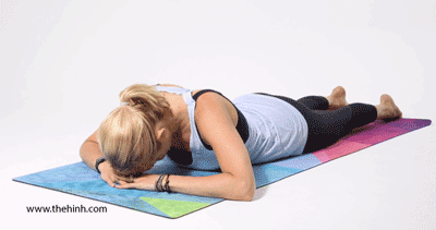 bài tập yoga, tập thể hình, 9 bài tập yoga giúp giảm đau vai hiệu quả dễ tập tại nhà