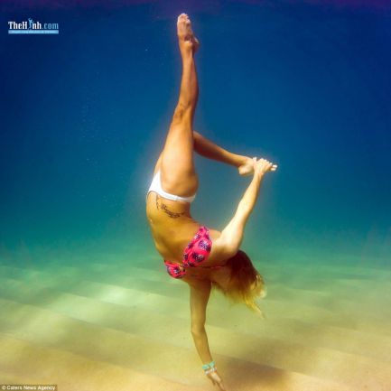 hình ảnh đẹp, tập thể hình, tin tức thể hình, thích thú với bộ ảnh tập gym nữ tập luyện ở…..dưới đáy biển