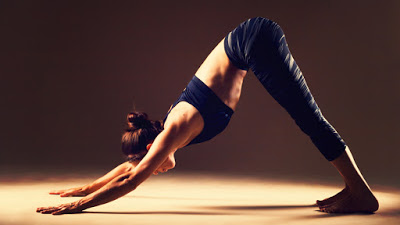 bài tập lưng, bài tập yoga, cơ lưng giữa, cách giữ dáng chuẩn, giảm đau lưng mà chị em nên biết