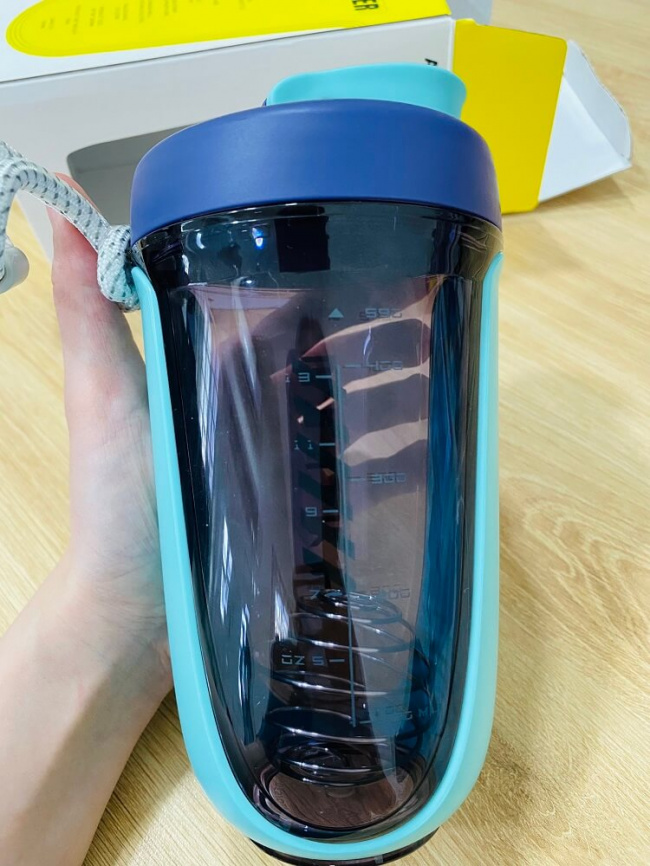 tập gym, thể hình, tin tức thể hình, [review] livefit shaker – bình lắc có thiết kế lạ mắt, sử dụng nhựa tritan an toàn sức khỏe