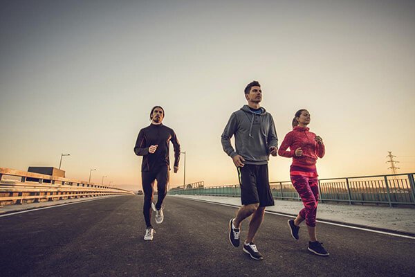 chạy bộ buổi sáng, chạy bộ giảm cân, chạy bộ buổi sáng: 8 bí quyết để bắt đầu và duy trì thói quen