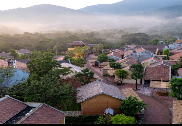 cultural heritage, quang ninh province, truc lam yen tu, the land between the mountains and forests is likened to the “first spirit mountain” of vietnam: scenery with an ancient flavor