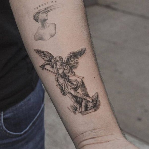 hinh xam thien than dep 2012  Tatuagem de anjo guerreiro Tatuagem de  arcanjo Tatuagem de anjo