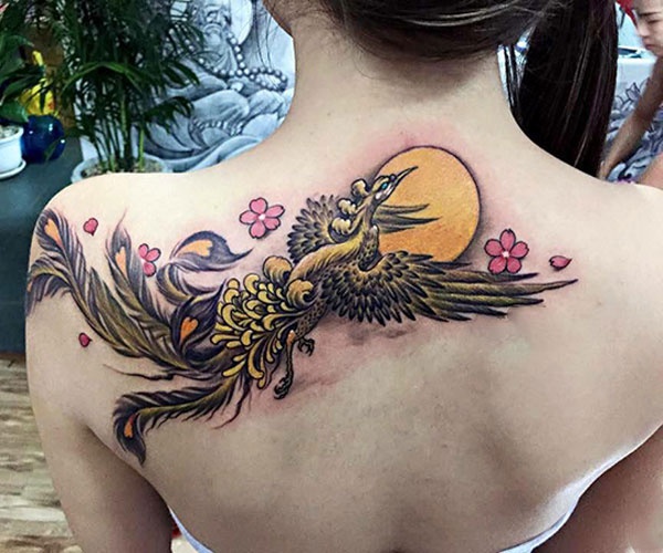 hình xăm mặt trời: ý nghĩa, mẫu tattoo đẹp cho nam nữ