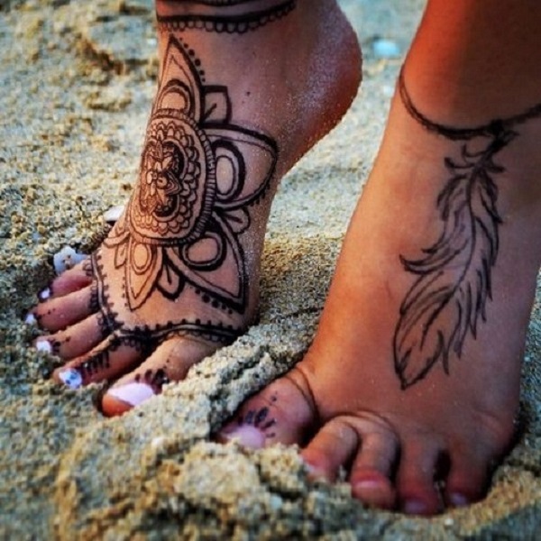 hình xăm nhấp lên xuống chân mini, khuôn tattoo vòng cồ bàn chân đẹp
