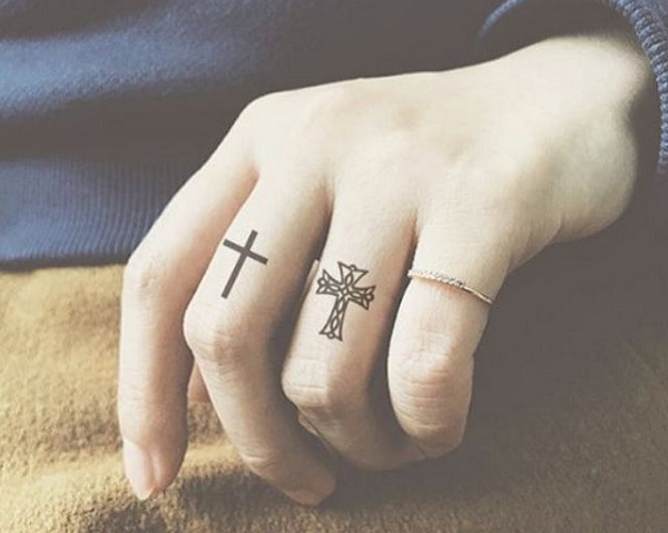 Hình xăm thánh giá có ý nghĩa gì? Mẫu tattoo thánh giá đẹp ...