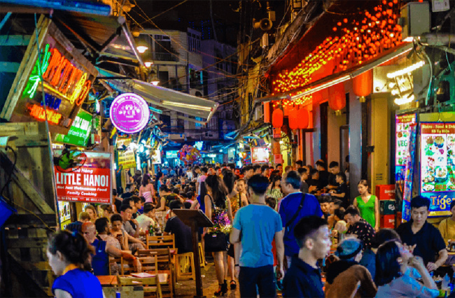 food experience, street food, vietnamese street, canadian journalist: coming to vietnam, i understood what street food is like!