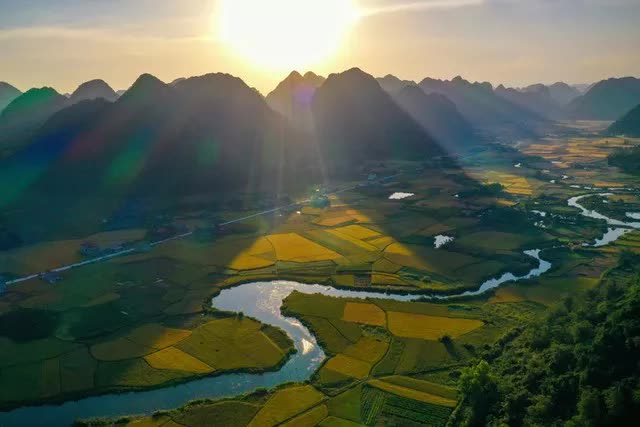 blind cang comb, foreign tourists, rural areas, guests “hunt” the most beautiful rice fields in vietnam: the road is long but it’s worth it