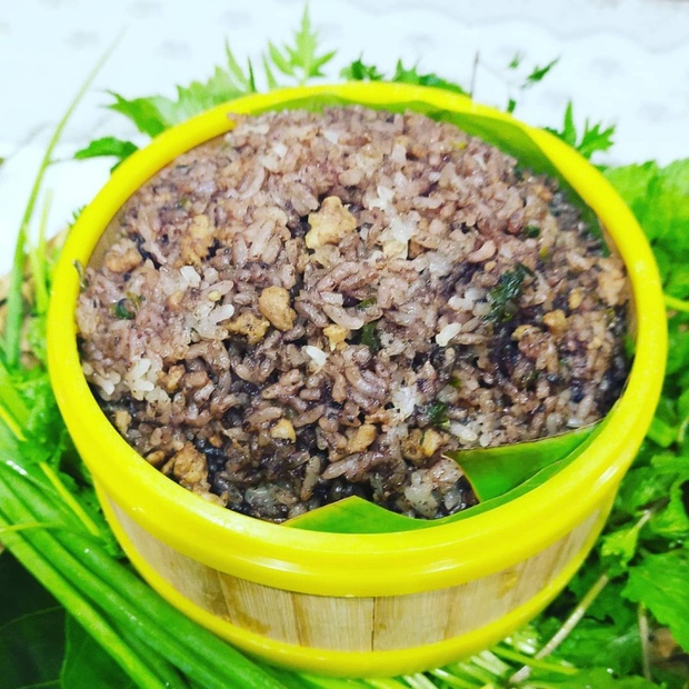 ban gioc waterfall, cao bang, culinary experience, specialty food, sticky rice filling, fascinated with the strange mountain flavor in cao bang specialty sticky rice