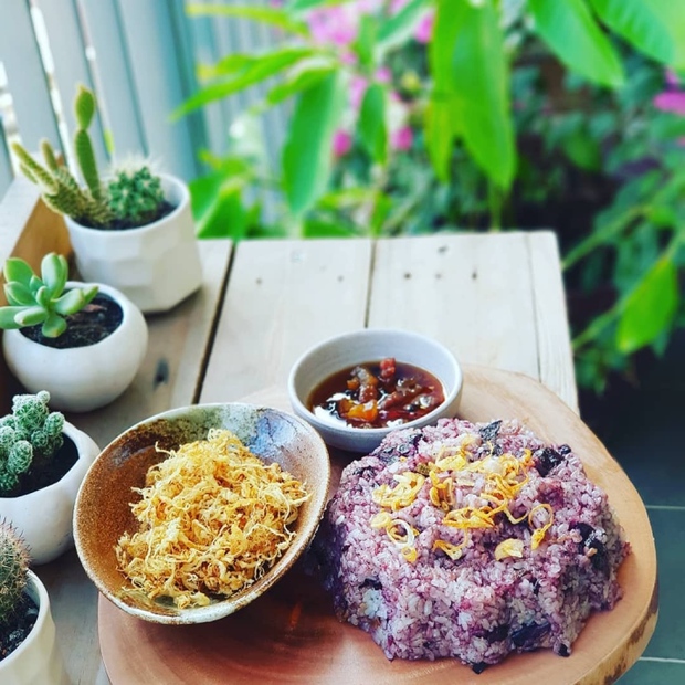 ban gioc waterfall, cao bang, culinary experience, specialty food, sticky rice filling, fascinated with the strange mountain flavor in cao bang specialty sticky rice