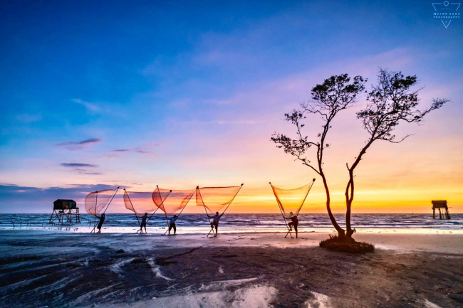 beautiful spaces, means of transport, social networks, whispering in front of tan thanh beach – a copy of thai binh’s “infinity sea” right in tien giang
