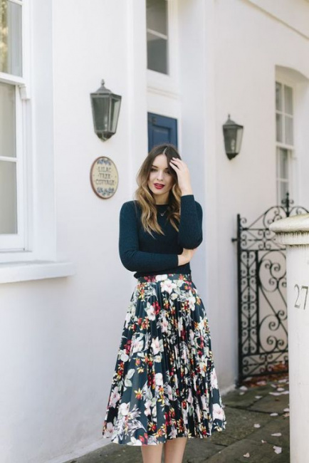 10+ xu hướng thời trang chân váy midi hoa đẹp nhất
