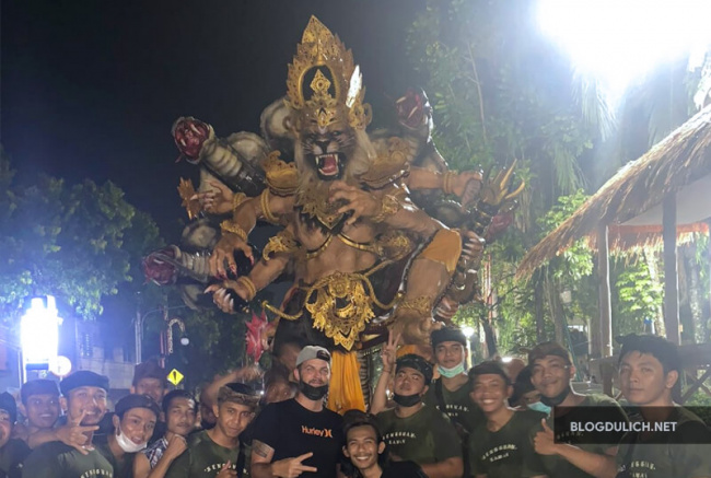 indonesia, lễ diễu hành quái vật & ‘ngày im lặng’ ở bali